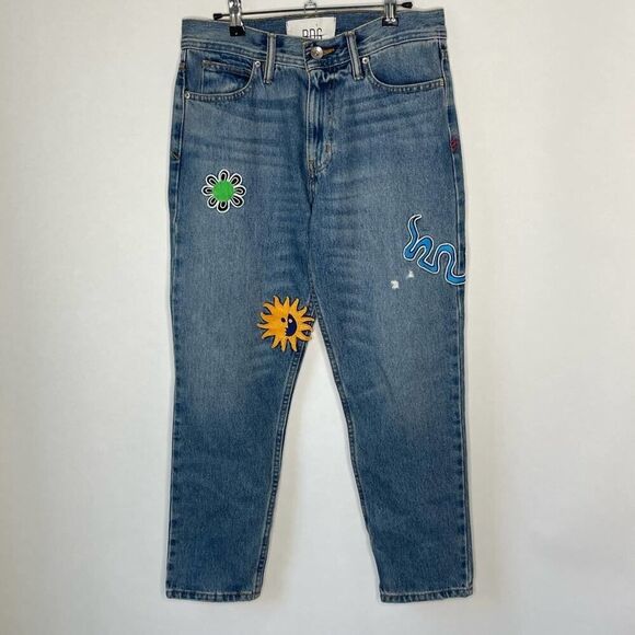 NWT Urban Outfitters BDG Dad Slim Tapered Fit Patched sz. 29/30 - Picture 2 of 13